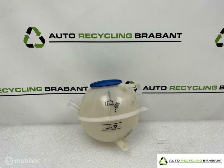 Koelvloeistofreservoir Volkswagen Golf 6 1.2 TSI 1K0121407A, Auto-onderdelen, Motor en Toebehoren, Volkswagen, Gebruikt, Ophalen of Verzenden
