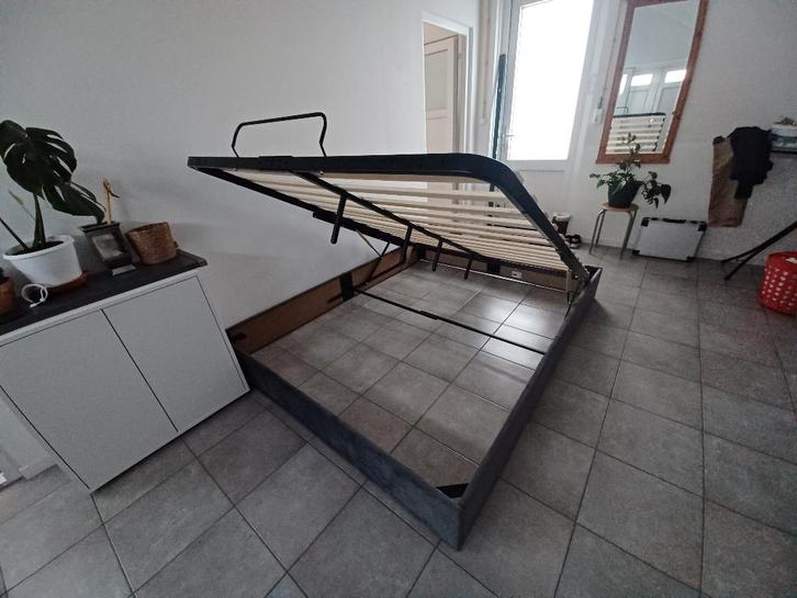 Bed ledikant 160x200, Huis en Inrichting, Slaapkamer | Bedden, Zo goed als nieuw, Tweepersoons, 160 cm, 200 cm, Stof, Grijs, Verstelbaar