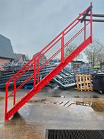 Stalen trap rood hoog 2.8mtr nor005, Ophalen, 2 tot 4 meter
