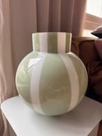 Karwei vaas groen met wit, Huis en Inrichting, Ophalen, Gebruikt, 50 tot 75 cm, Glas