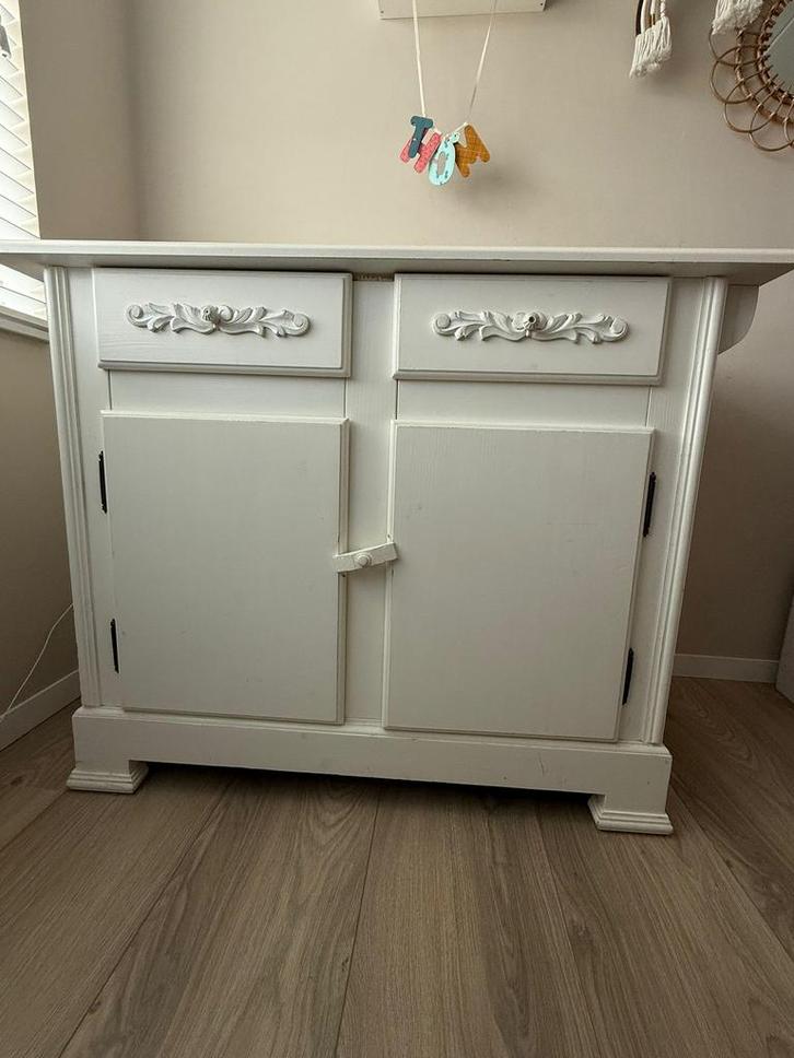 Opsetims commode – wit hout, veel opbergruimte, Kinderen en Baby's, Kinderkamer | Commodes en Kasten, Gebruikt, Commode, 90 tot 105 cm