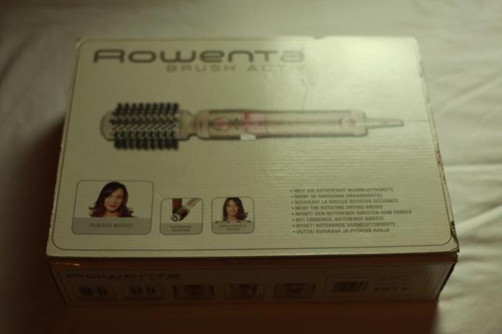 Rowenta Brush Activ – roterende föhnborstel, Witgoed en Apparatuur, Persoonlijke-verzorgingsapparatuur, Zo goed als nieuw, Haarverzorging