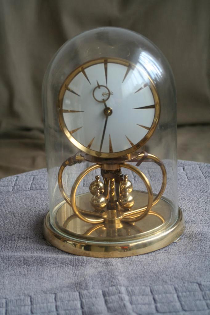 Leuke oude klokje jaren 50-60 loopt, Antiek en Kunst, Antiek | Klokken, Ophalen of Verzenden