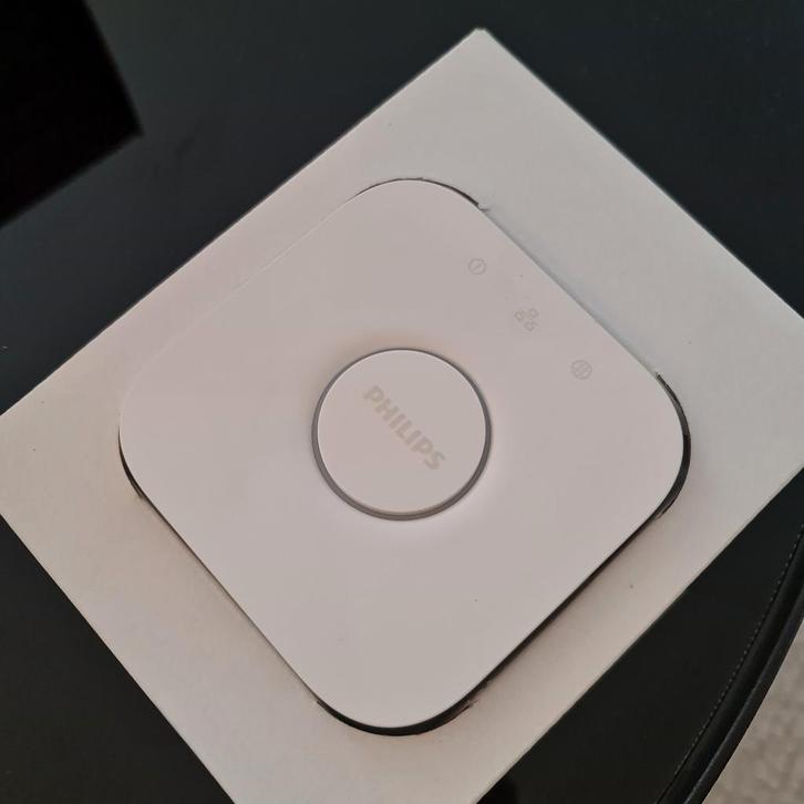 Philips Hue Bridge v2 -  Slimme Verlichting Hub, Huis en Inrichting, Lampen | Hanglampen, Nieuw, Minder dan 50 cm, Kunststof, Ophalen of Verzenden