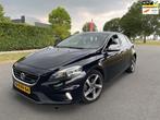 Volvo V40 1.6 D2 R-Design NAP/CLIMA/LEER/APK, Auto's, Voorwielaandrijving, Euro 5, Gebruikt, Zwart