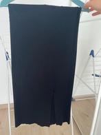 Stradivarius midi rok met split, Ophalen of Verzenden, Zo goed als nieuw, Zwart, Onder de knie