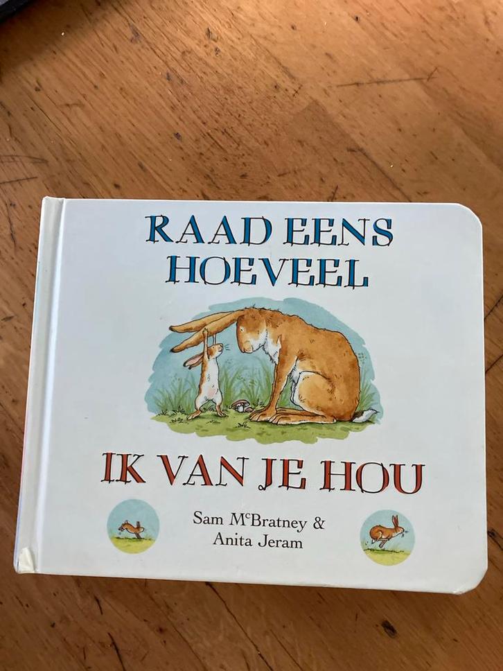 Raad eens hoeveel ik van je hou, Boeken, Kinderboeken | Baby's en Peuters, Zo goed als nieuw, 2 tot 3 jaar, Ophalen of Verzenden