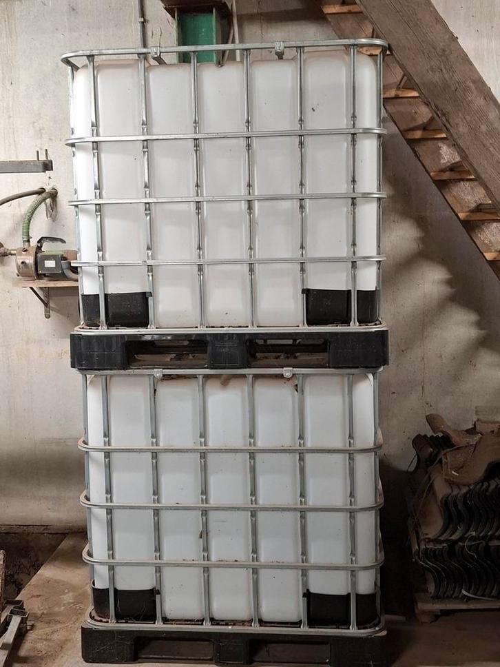 2 stuks Schone 1000l ibc, Tuin en Terras, Regentonnen, Zo goed als nieuw, 150 liter of meer, Ophalen of Verzenden