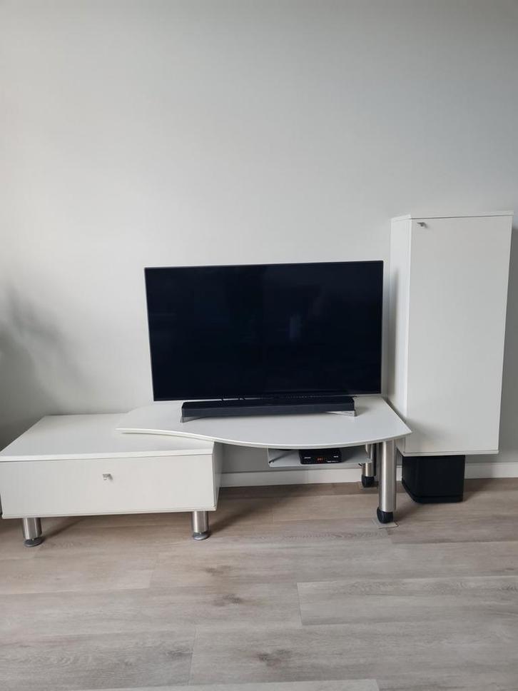 Witte MDF tv meubel van Interstar, Huis en Inrichting, Kasten | Televisiemeubels, Gebruikt, Minder dan 100 cm, 25 tot 50 cm, Ophalen