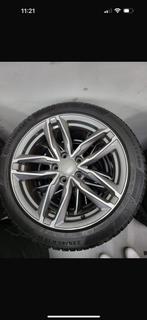 Audi A3 17inch Winterbanden op originele lichtmetalen velgen, Auto-onderdelen, Banden en Velgen, Velg(en), 17 inch, 225 mm, Winterbanden