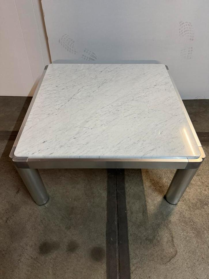 2 artifort Kho Liang Ie koffietafels., Huis en Inrichting, Tafels | Bijzettafels, Zo goed als nieuw, Rond, 60 cm of meer, 75 cm of meer