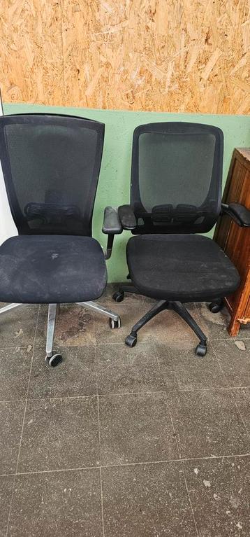 2 bureaustoelen te koop beschikbaar voor biedingen