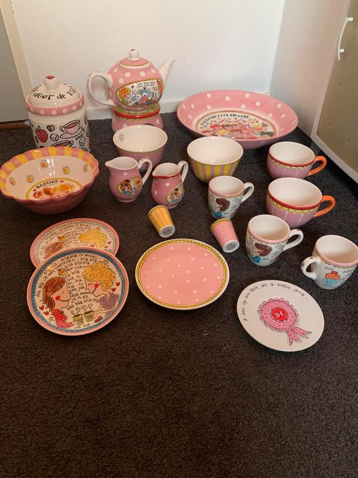 Blond amsterdam. uni rose set kompleet, Huis en Inrichting, Keuken | Servies, Zo goed als nieuw, Schaal of Schalen, Blond Amsterdam