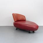 1x Leolux Kikko Chaise Longue rood/oranje - zwart frame, Ophalen of Verzenden, Zo goed als nieuw, Leer