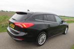 Ford Focus 1.0 92kw euro 6 Eco Boost Titanium Business Camer, Auto diversen, Schadeauto's, Zwart, Stationwagon, Handgeschakeld