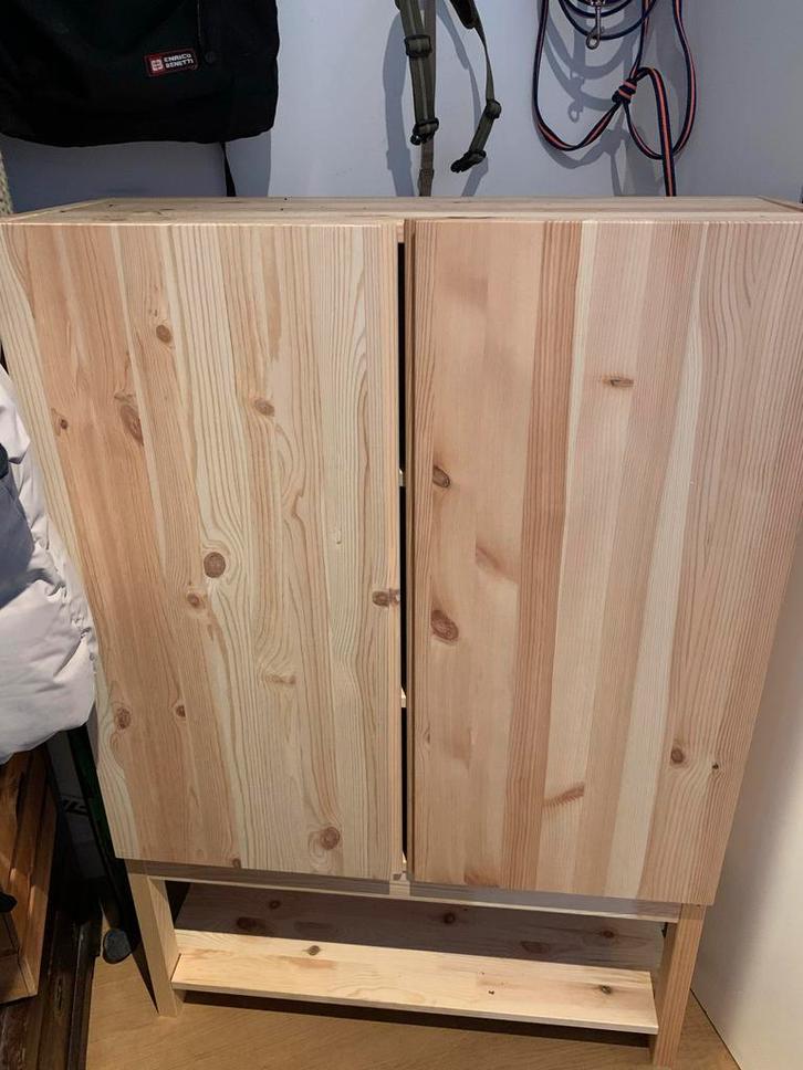 Ikea Ivar - Houten kast met deuren, Huis en Inrichting, Kasten | Kledingkasten, Zo goed als nieuw, 100 tot 150 cm, 50 tot 100 cm