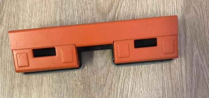SAX 4 gats perforator in goed werkende staat, Diversen, Schoolbenodigdheden, Zo goed als nieuw, Ophalen of Verzenden