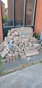 GRATIS! Waalformaat betonklinkers ca. 7 a 8m2, Tuin en Terras, Tegels en Klinkers, Ophalen, Gebruikt, Beton, Klinkers