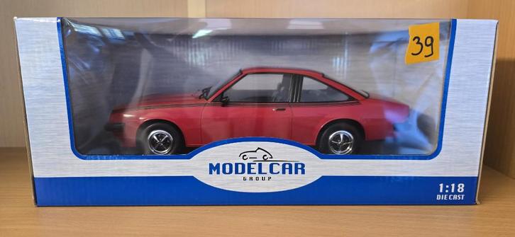 Opel Manta B (39) Rood, Hobby en Vrije tijd, Modelauto's | 1:18, Nieuw, Auto, Overige merken, Ophalen of Verzenden