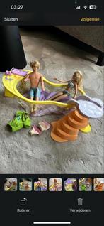 Barbie en Ken pop met zwembad en accessoires, Ophalen of Verzenden, Gebruikt, Barbie