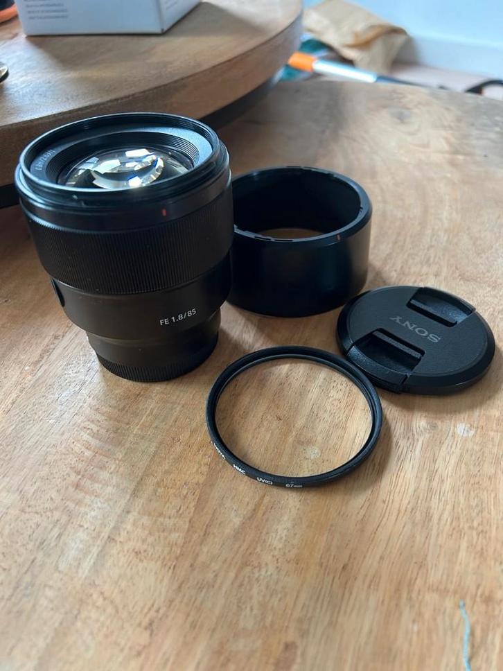 Sony 85mm f1.8 lens met uv filter, Audio, Tv en Foto, Fotografie | Lenzen en Objectieven, Zo goed als nieuw, Telelens, Ophalen