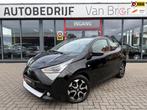 Toyota Aygo 1.0 VVT-i x-joy | Camera | Carplay | Navi | LED, Voorwielaandrijving, Stof, 4 stoelen, Zwart