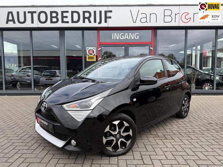 Toyota Aygo 1.0 VVT-i x-joy | Camera | Carplay | Navi | LED, Auto's, Toyota, Bedrijf, Te koop, Aygo, ABS, Achteruitrijcamera, Airbags
