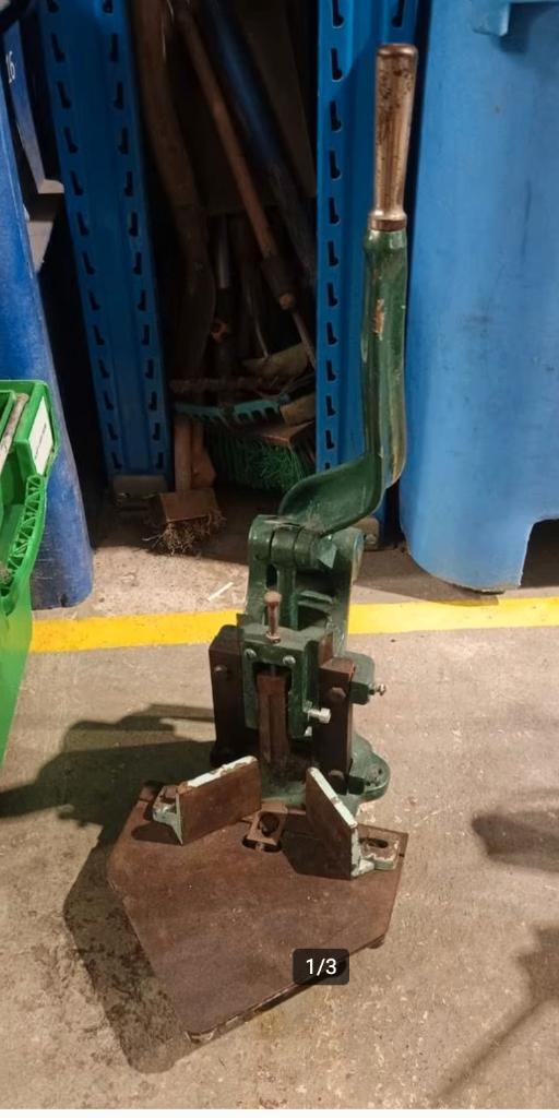 Hoeksnijder / handpers, Antiek en Kunst, Antiek | Gereedschap en Instrumenten, Ophalen