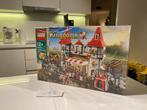 LEGO Kingdoms Joust (sealed) 10223, Ophalen of Verzenden, Zo goed als nieuw, Complete set, Lego
