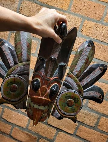 Traditioneel handgemaakt Sri Lankaans houten duivelmasker  beschikbaar voor biedingen