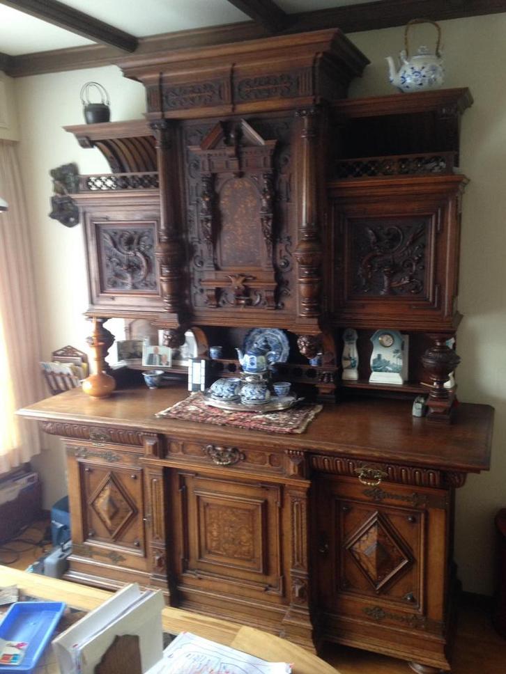 UNIEK grote antiek kast, veel houtsnijwerk, ZELDZAAM t.e.a.b, Antiek en Kunst, Antiek | Meubels | Kasten, Ophalen