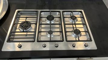 Grote Smeg 5-pits Gaskookplaat beschikbaar voor biedingen