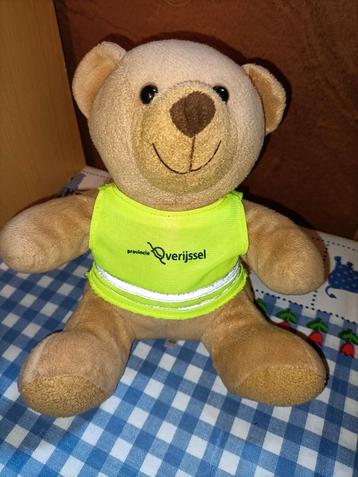 Beer knuffel met Provincie Overijssel shirt 20 cm  beschikbaar voor biedingen