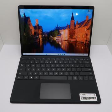 Microsoft Surface Pro 8 i5/8GB/256GB | in Goede Staat beschikbaar voor biedingen