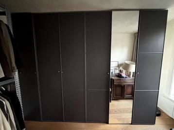 IKEA PAX kledingkast compleet (3 meter breed / 6 deuren) beschikbaar voor biedingen