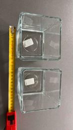Twee glazen vierkante vazen, Huis en Inrichting, Woonaccessoires | Vazen, Ophalen, Gebruikt, Overige kleuren, Glas