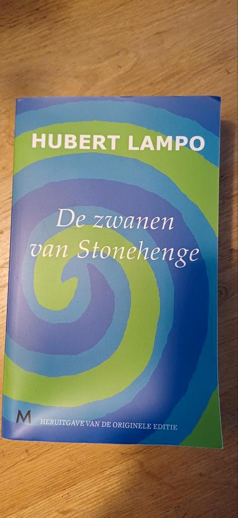 Hubert Lampo - De zwanen van Stonehenge, Boeken, Literatuur, Zo goed als nieuw, Nederland, Ophalen of Verzenden