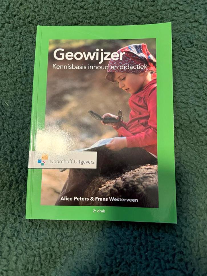 Geowijzer - Kennisbasis inhoud en didactiek, Boeken, Studieboeken en Cursussen, Zo goed als nieuw, HBO, Ophalen of Verzenden