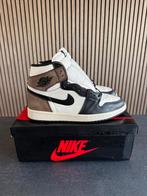 Air Jordan 1 High Dark Mocha - maat 42.5, --, Bruin, Nike, Ophalen of Verzenden
