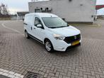 Dacia Dokker 1.5 dCi 90pk Camera,PDC, Carplay, bj 2017, Auto's, Bestelauto's, Euro 5, Stof, Zwart, 4 cilinders