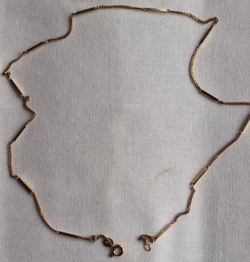 Gouden ketting beschikbaar voor biedingen