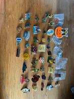 45 pins 6, Verzamelen, Speldjes, Pins en Buttons, Ophalen of Verzenden, Zo goed als nieuw, Overige onderwerpen, Speldje of Pin