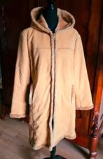 Vintage Winterjas met capuchon mt 42, Kleding | Dames, Verzenden, Zo goed als nieuw, Maat 46/48 (XL) of groter