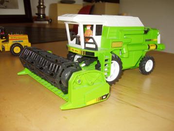 Maaidorser beschikbaar voor biedingen