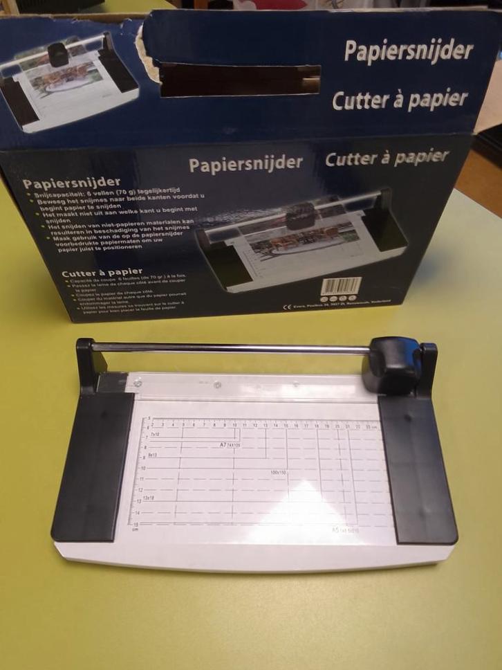 Papiersnijder / Cutter à papier, Diversen, Papierwaren, Ophalen