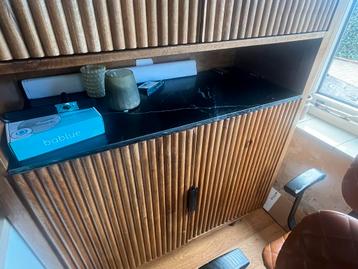 Zgan kast met marmer,178 cm hoog,105 breed,42 diep