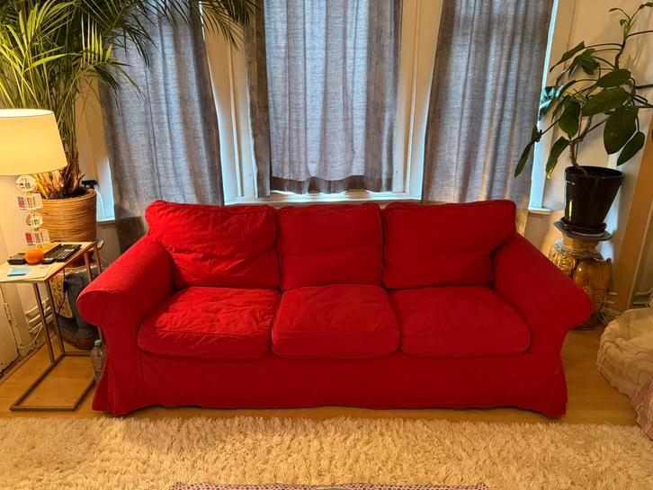 Ikea Ektorp rode hoes 3-zits bank, Huis en Inrichting, Banken | Bankstellen, Gebruikt, Rechte bank, Driepersoons, 150 tot 200 cm