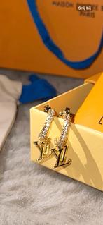 Mooie oorbellen dames, Kleding | Heren, Riemen en Ceinturen, Ophalen of Verzenden, Zo goed als nieuw, Zwart, Minder dan 95 cm