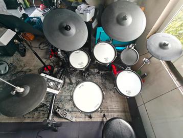 TD-9 KX2 Roland V-Drums elektronisch drumstel beschikbaar voor biedingen