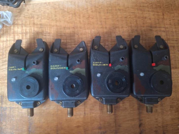 4 x carpsounder Camo, Watersport en Boten, Hengelsport | Karpervissen, Overige typen, Ophalen of Verzenden
